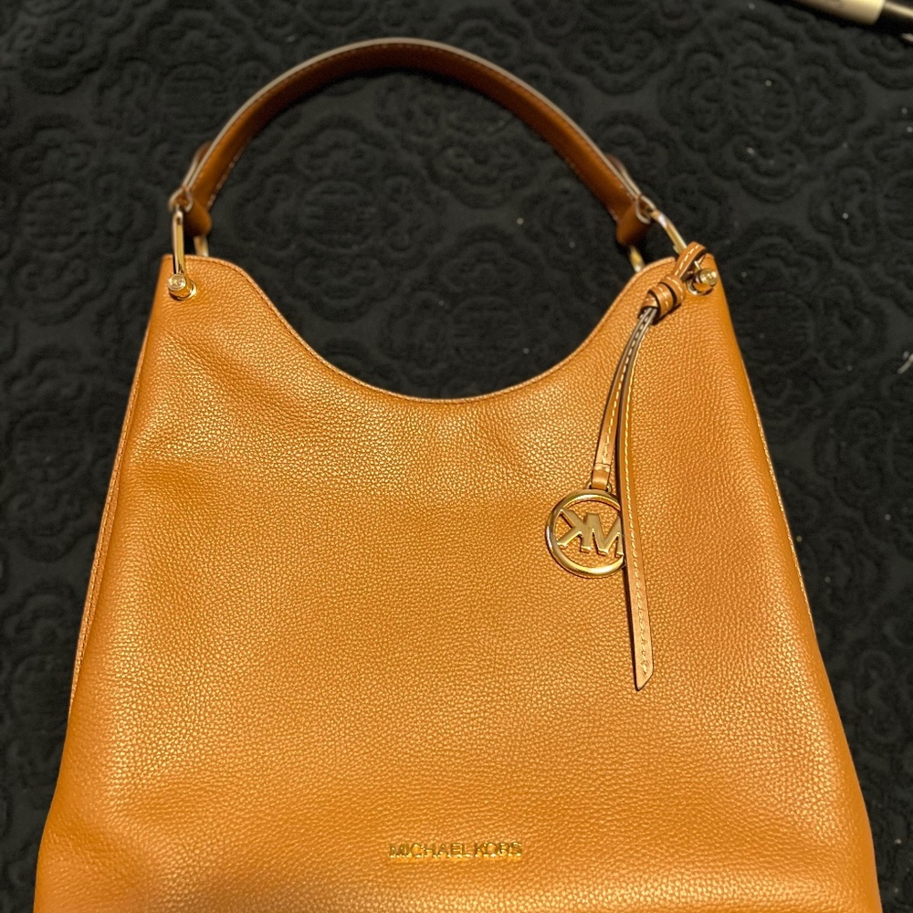 Leather purse